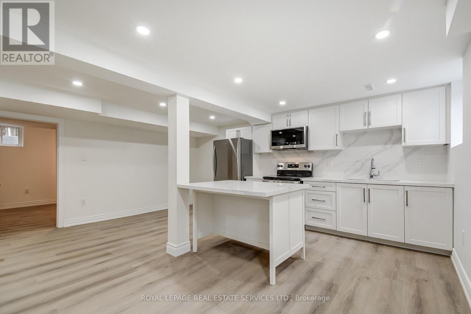 LOWER - 277 MISSISSAGA STREET