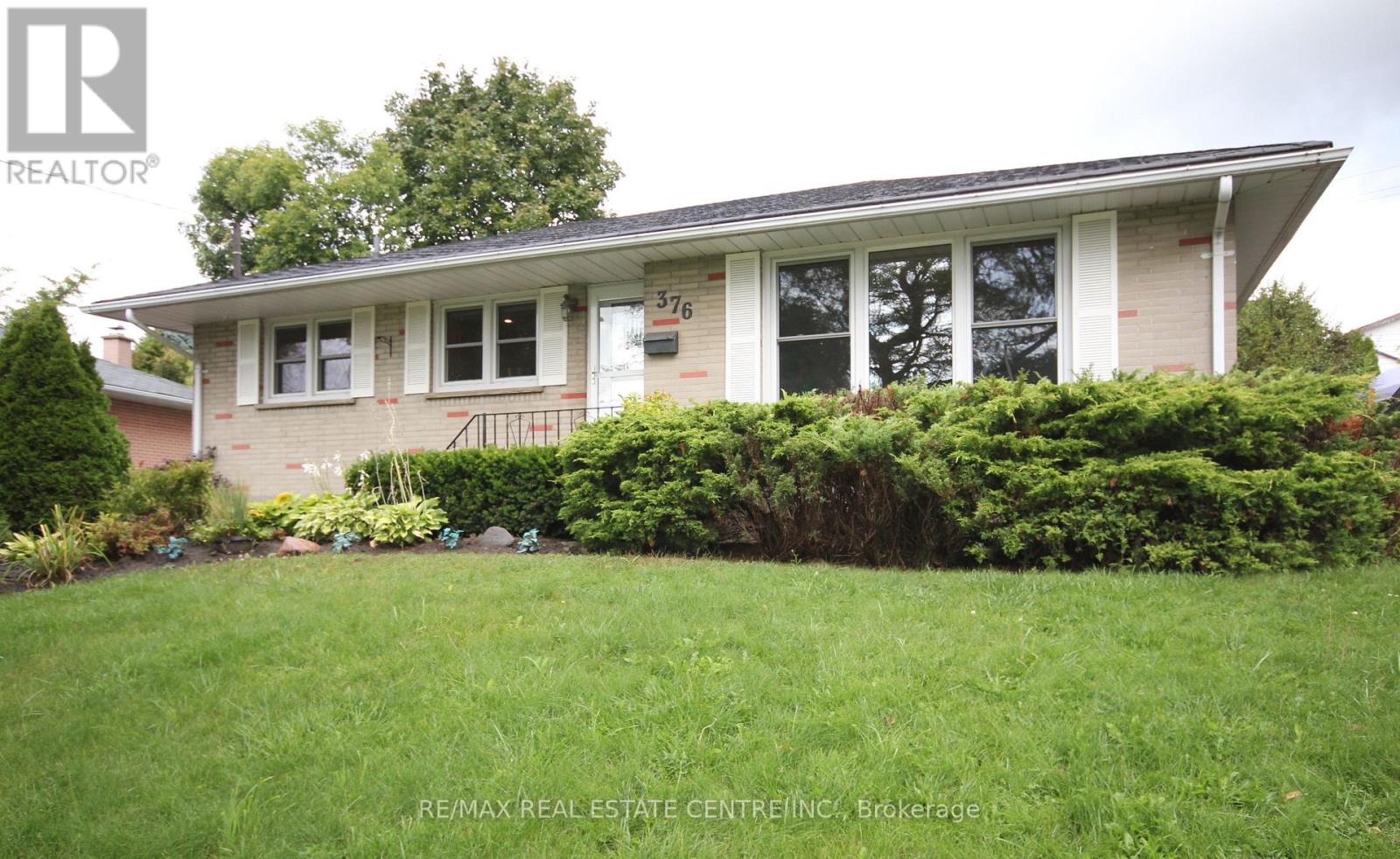 MAIN - 376 HUMEWOOD AVENUE