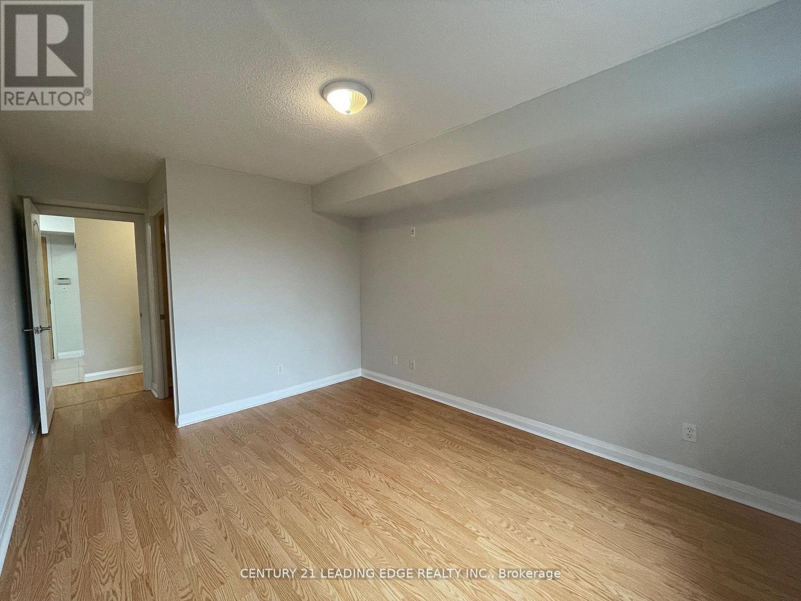 #502 7373 KENNEDY ROAD - 25