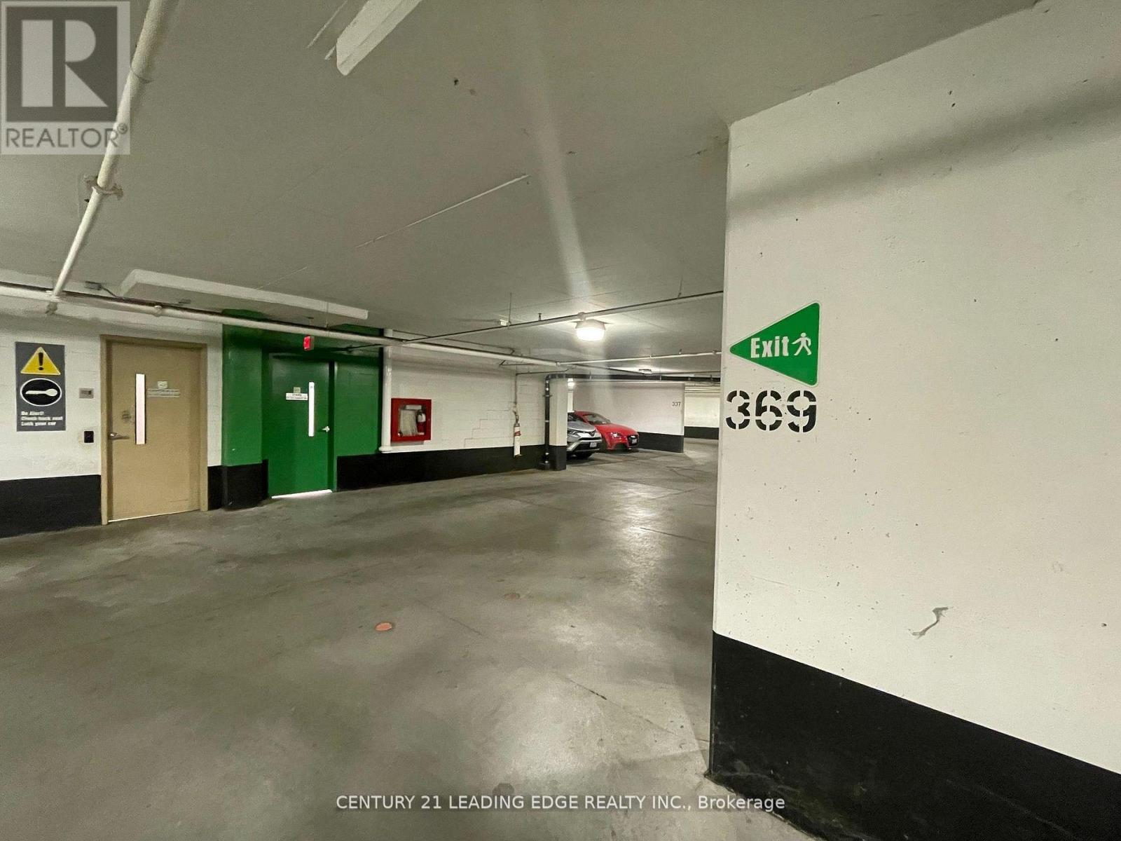 #502 7373 KENNEDY ROAD - 29