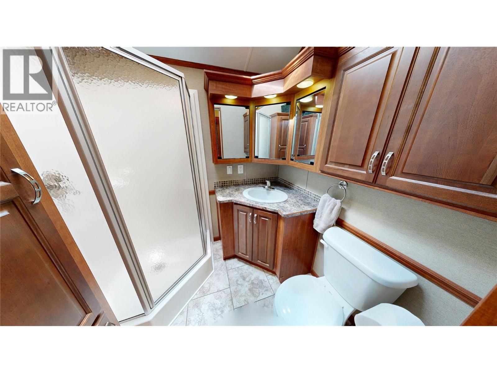 4895 LYNX CRESCENT - 20