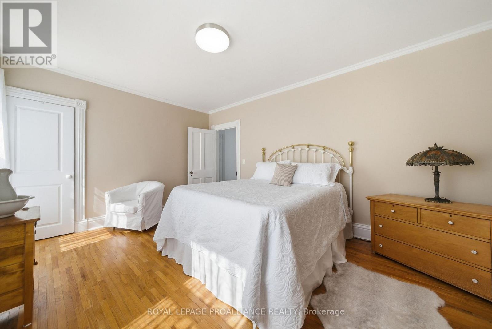 284 NOXON AVENUE - 18