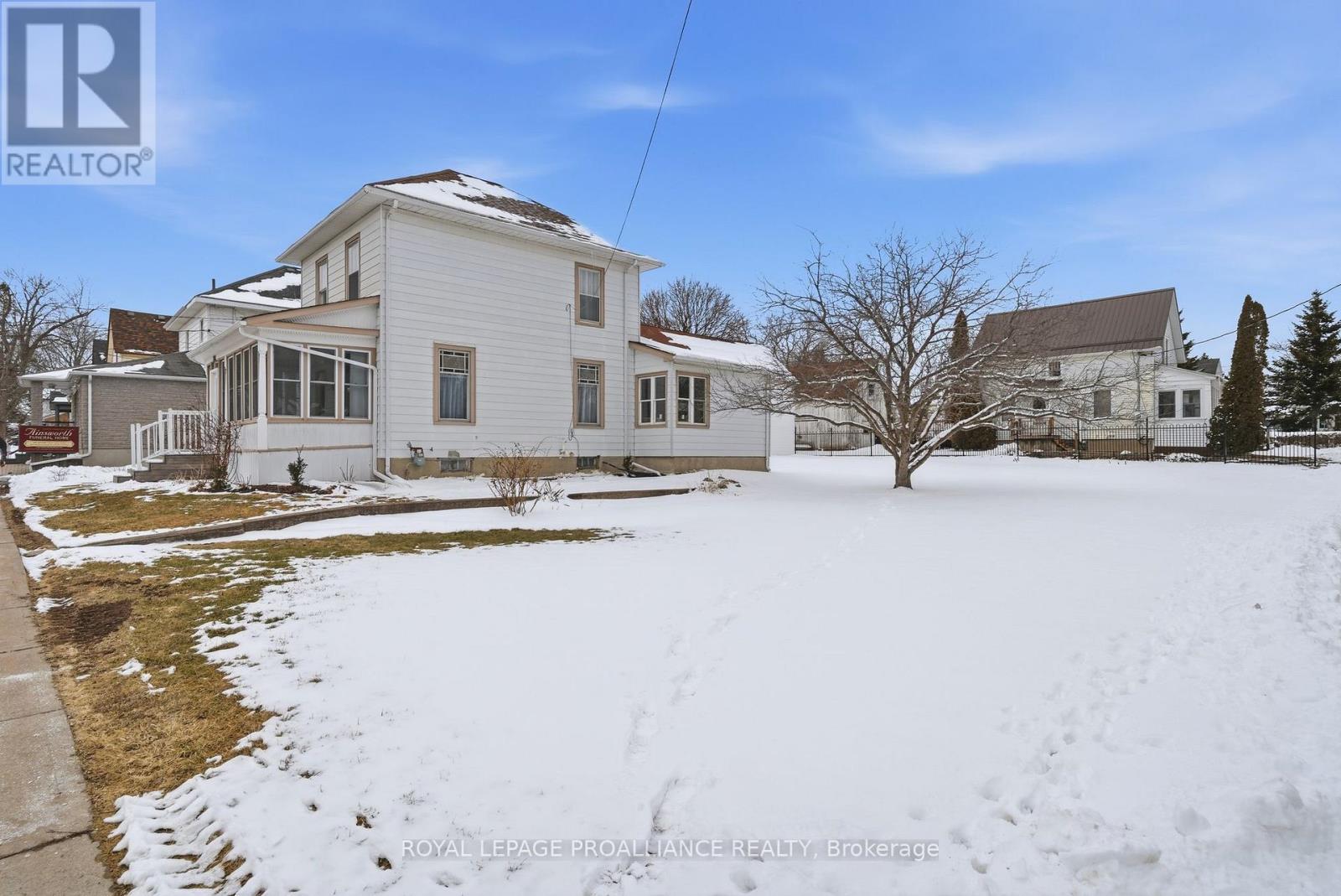 284 NOXON AVENUE - 27