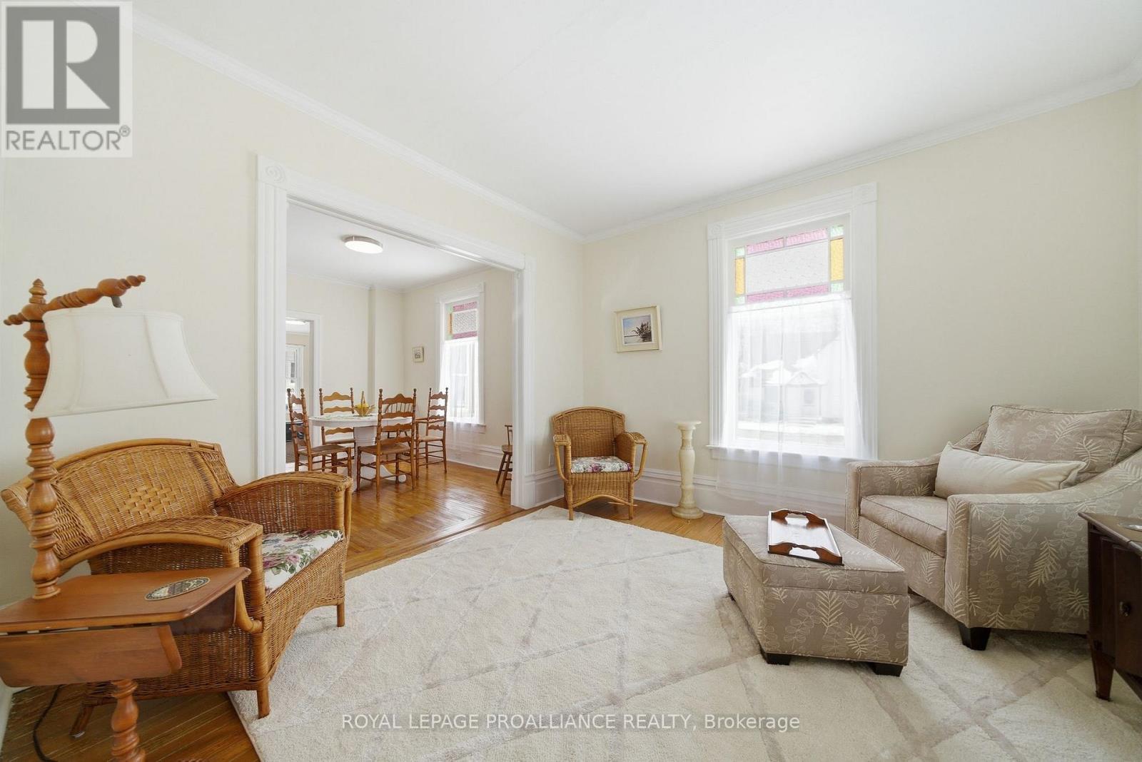 284 NOXON AVENUE - 7