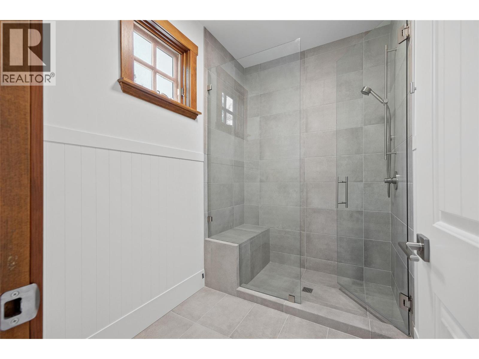 1786 Mid Ridge Court, Kelowna