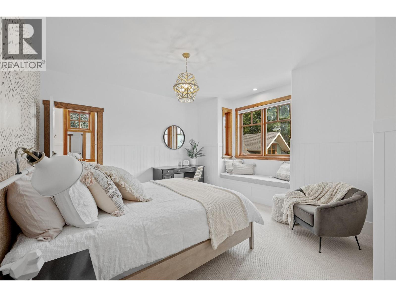 1786 Mid Ridge Court, Kelowna