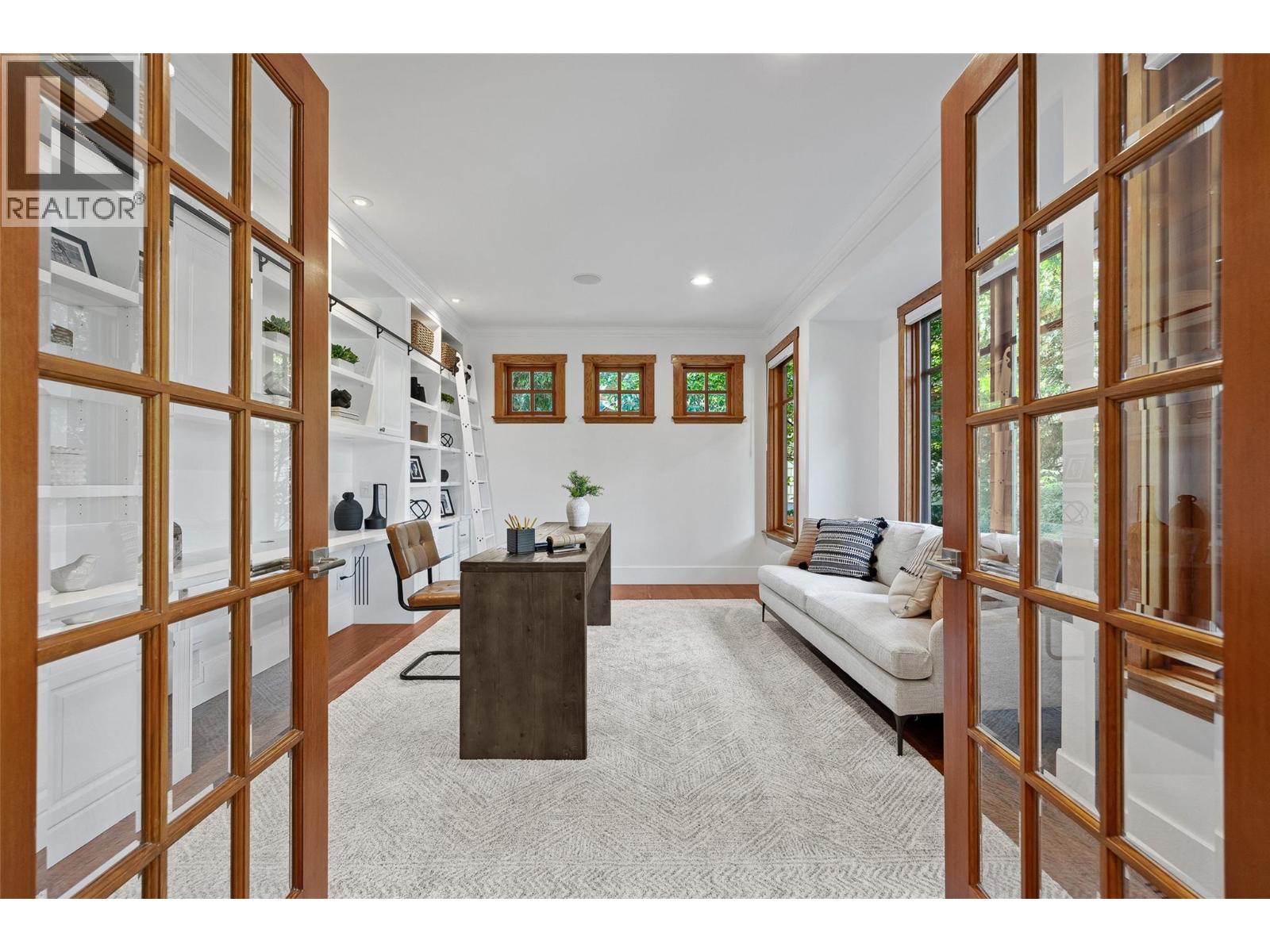 1786 Mid Ridge Court, Kelowna