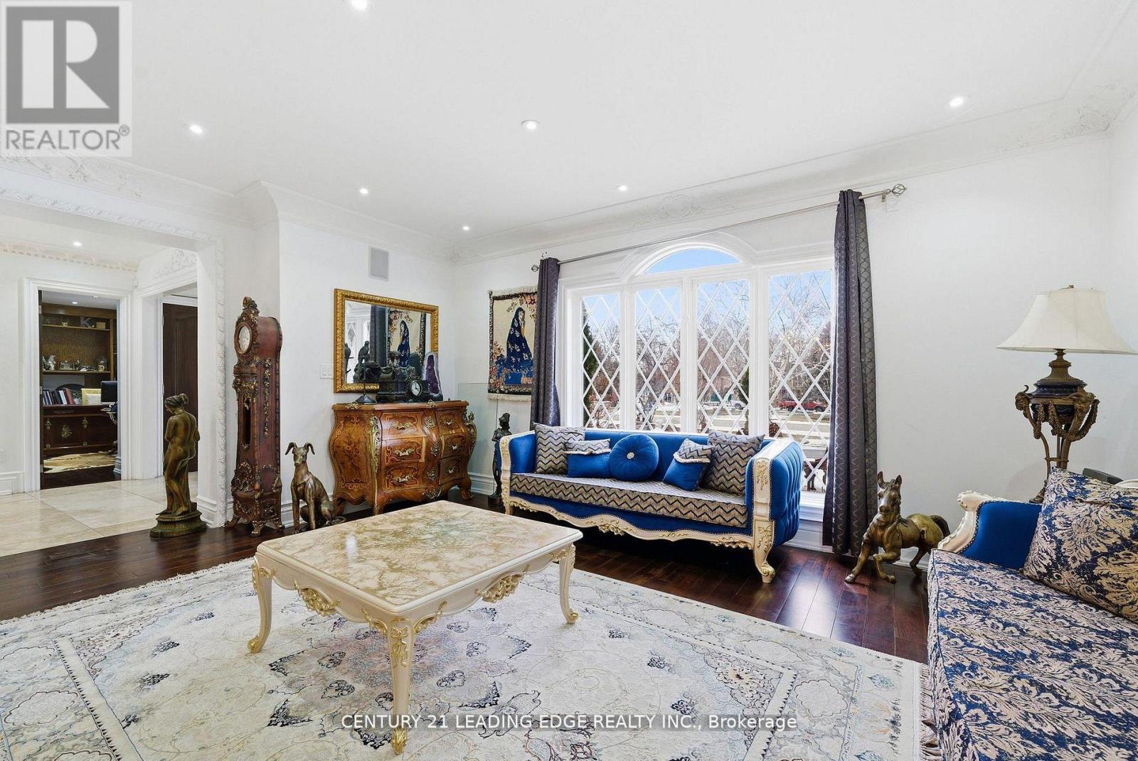 10 BUNTING COURT - 16
