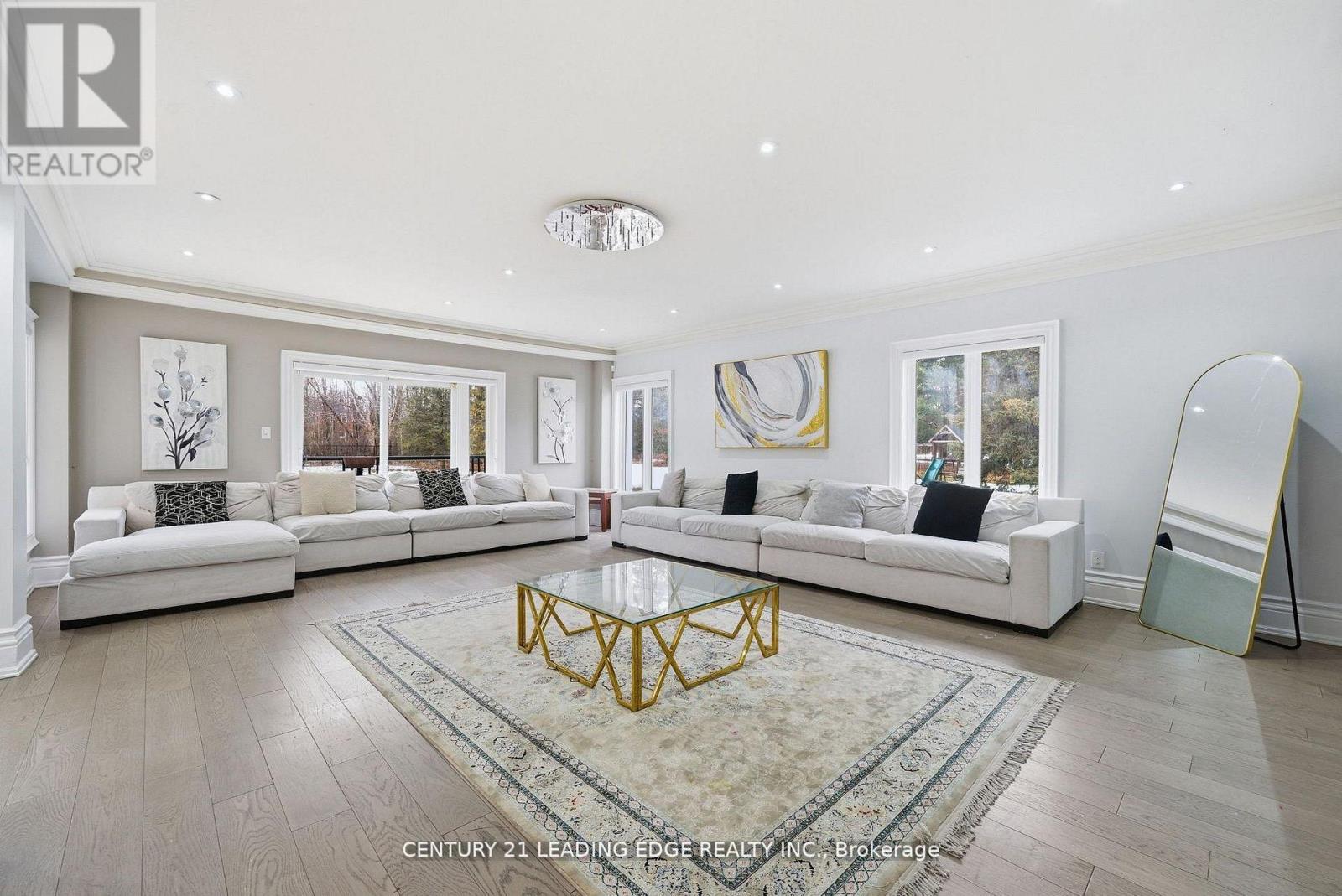 10 BUNTING COURT - 22