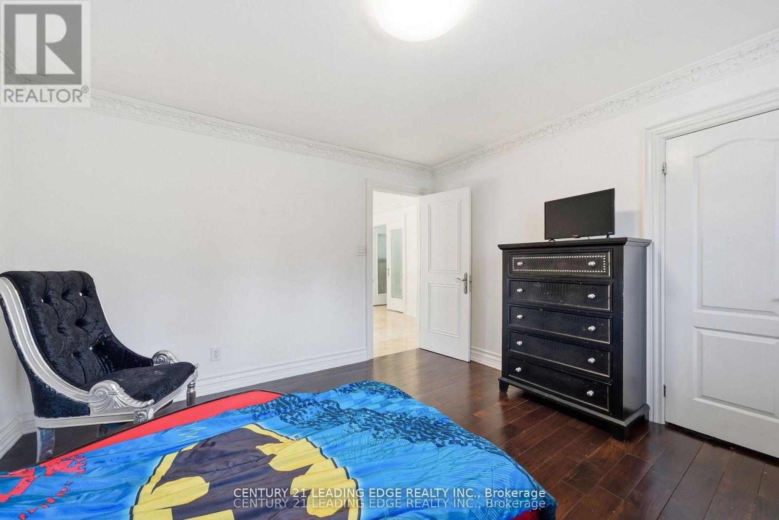 10 BUNTING COURT - 34