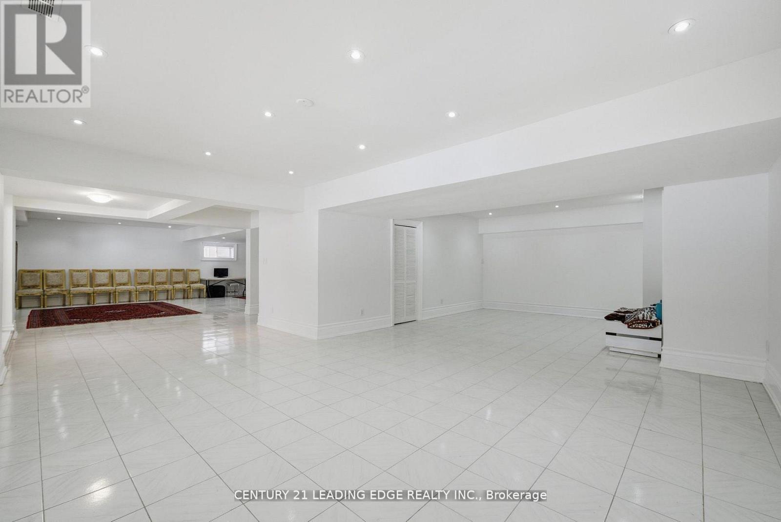 10 BUNTING COURT - 42