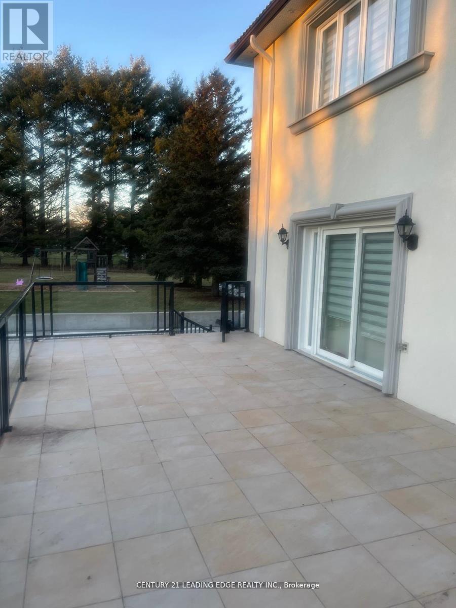 10 BUNTING COURT - 48