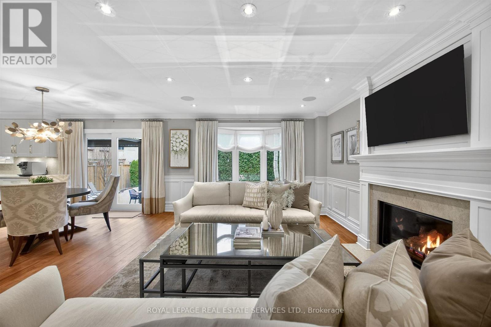 1882 FLINTLOCK COURT