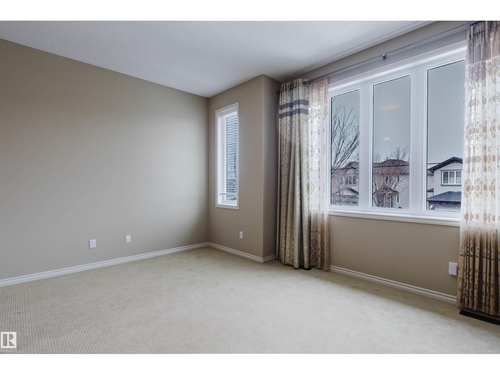 1007 173 ST SW, Edmonton