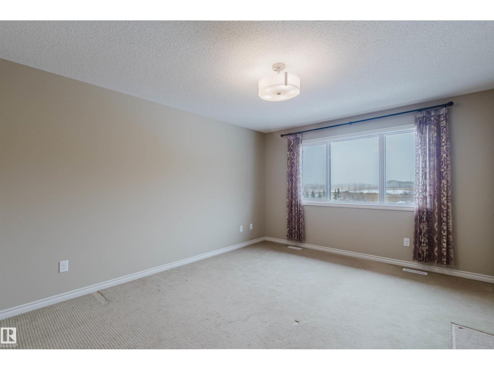 1007 173 ST SW, Edmonton