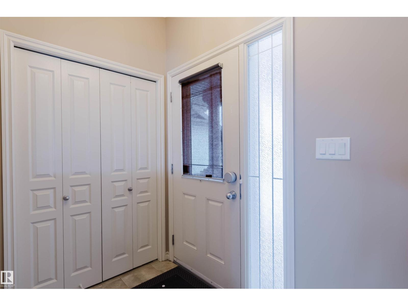 1007 173 ST SW, Edmonton