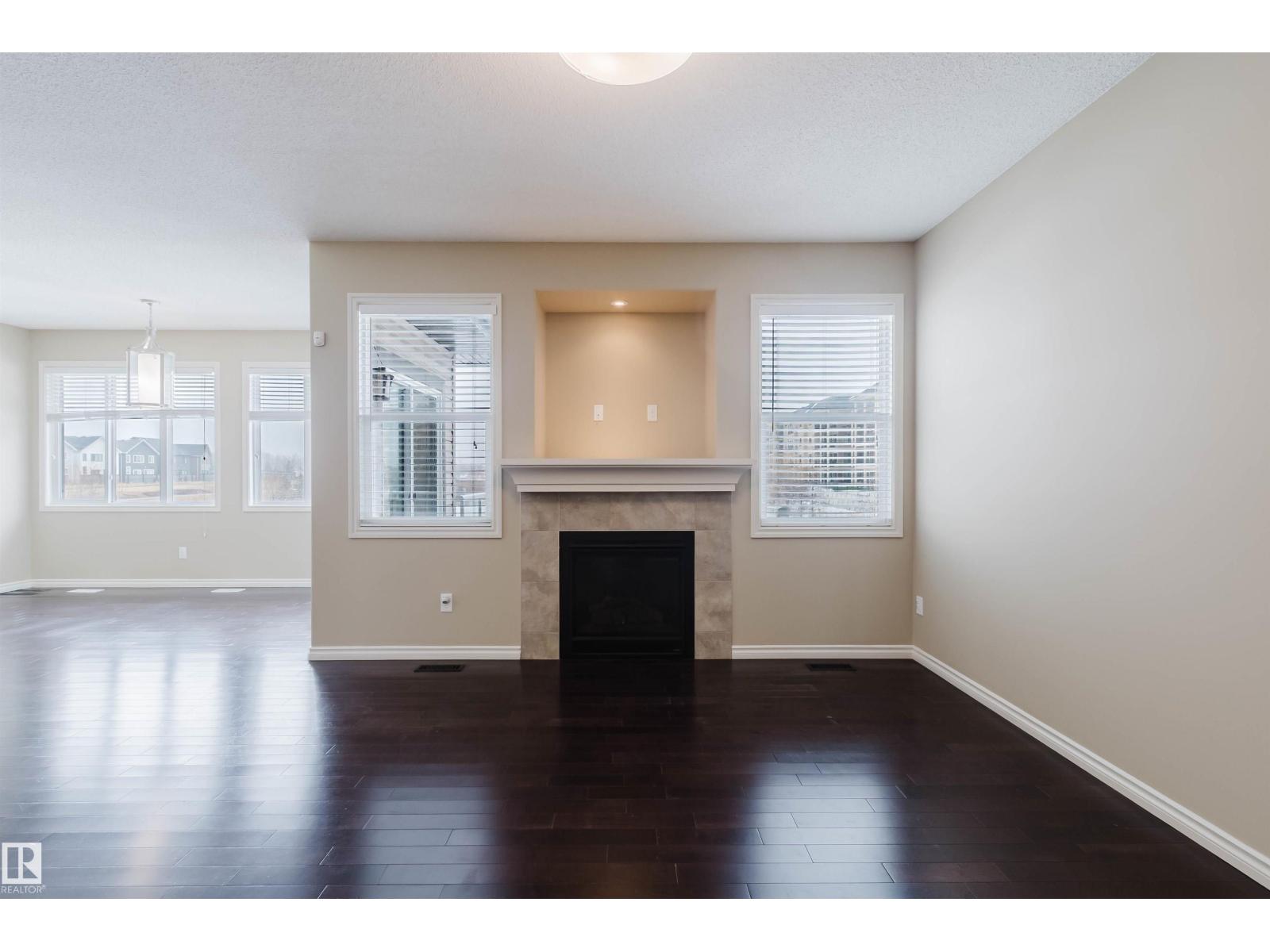 1007 173 ST SW, Edmonton