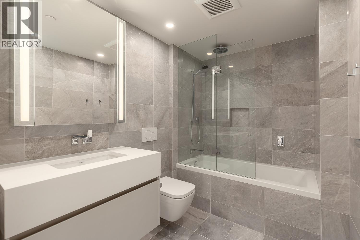 1701 889 PACIFIC STREET, Vancouver