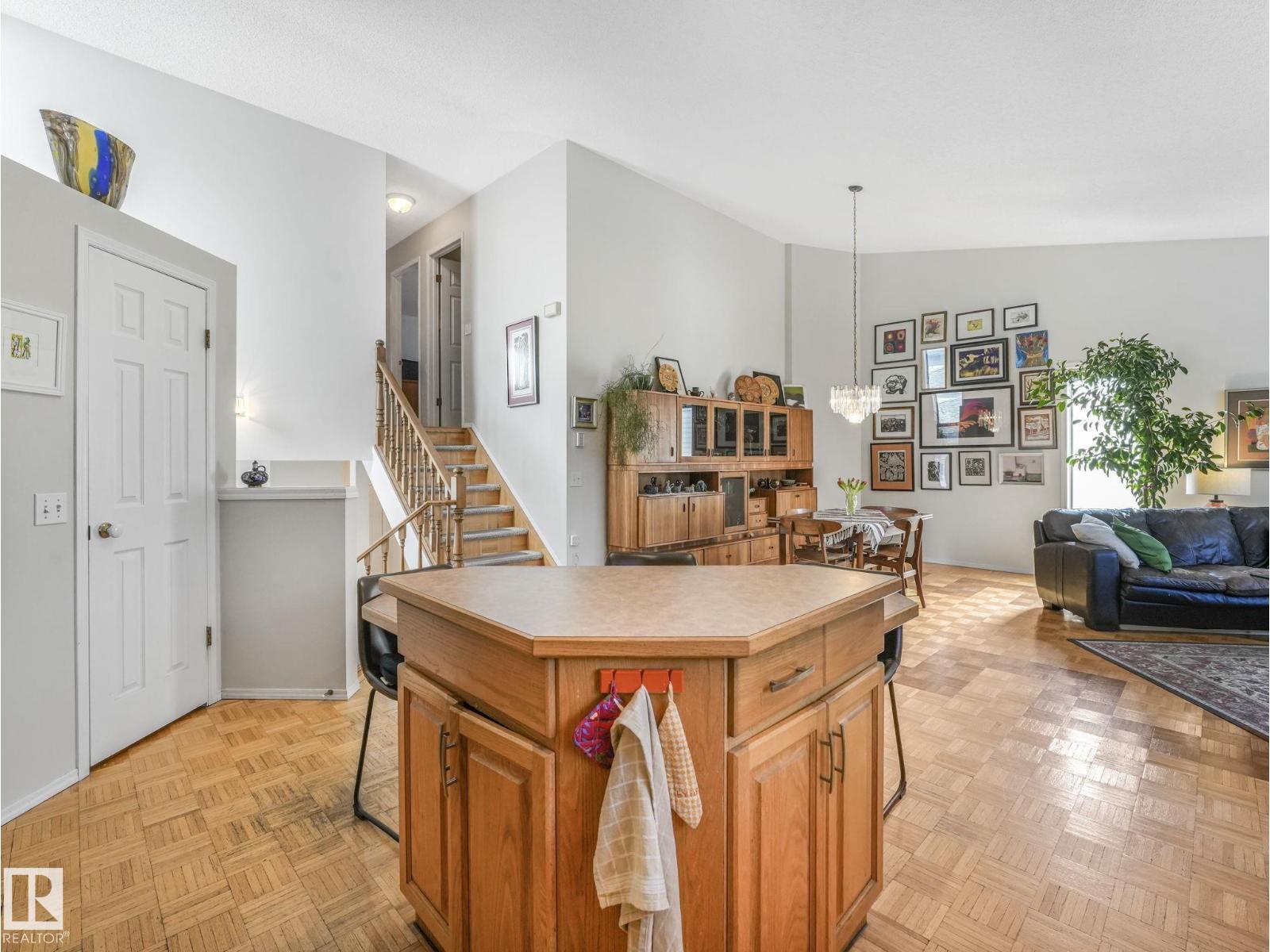 308 BERINGER CR NW - 10