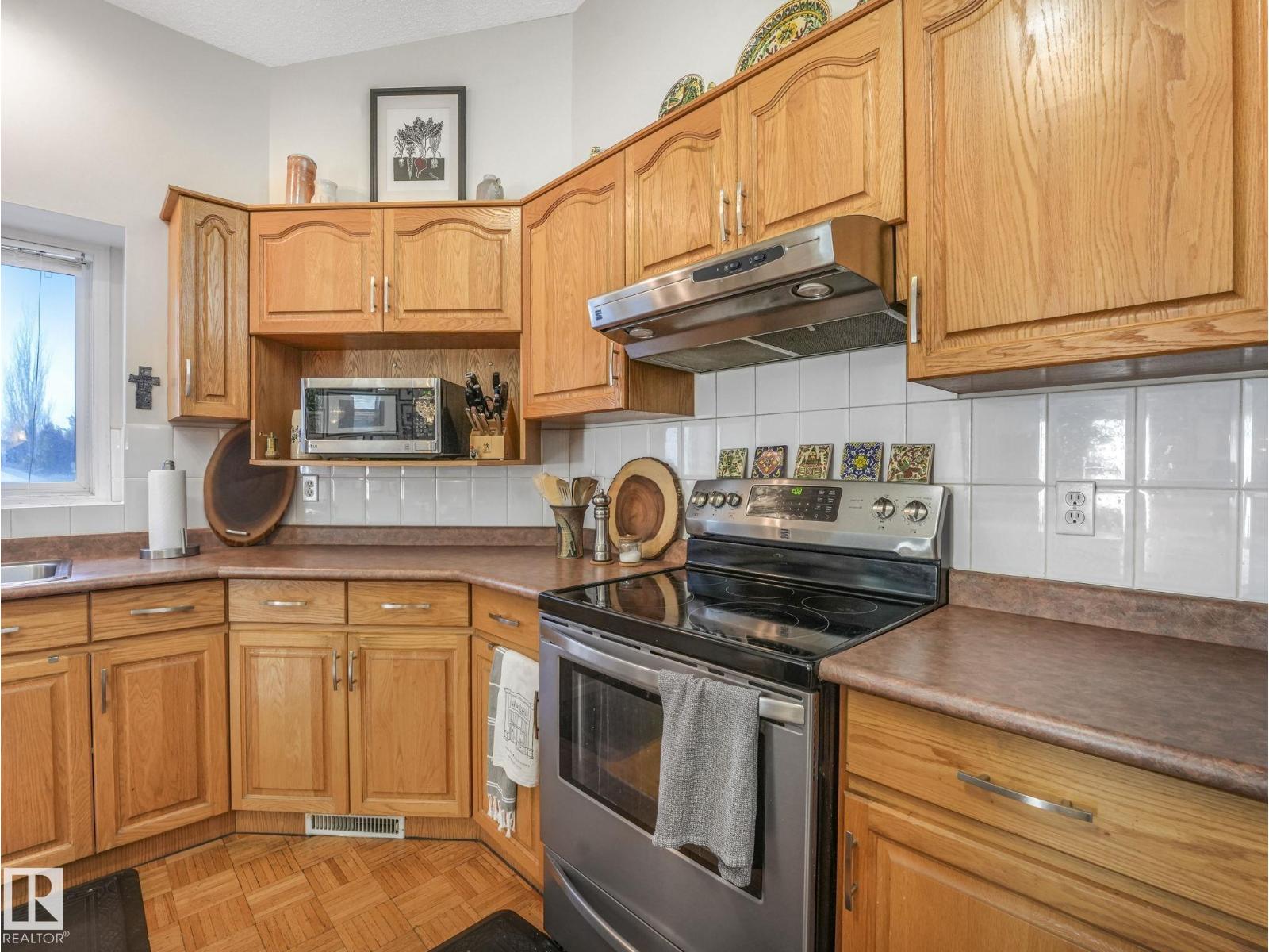 308 BERINGER CR NW, Edmonton