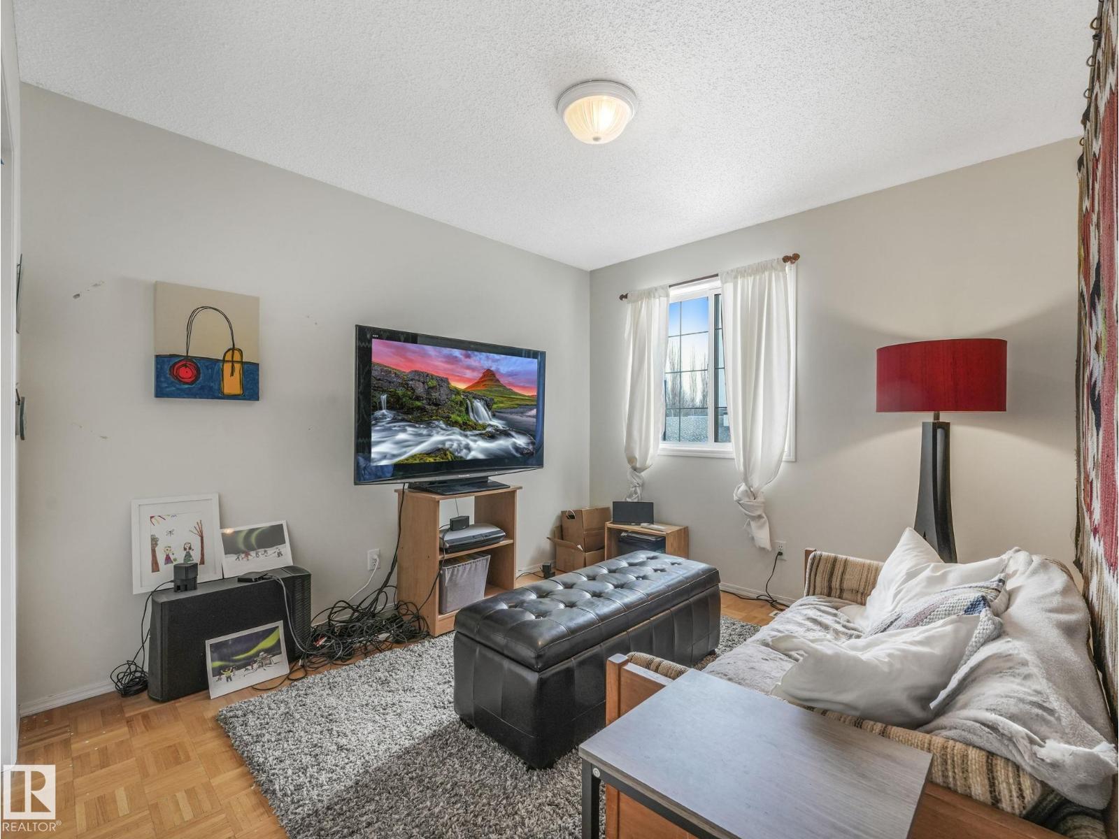 308 BERINGER CR NW, Edmonton