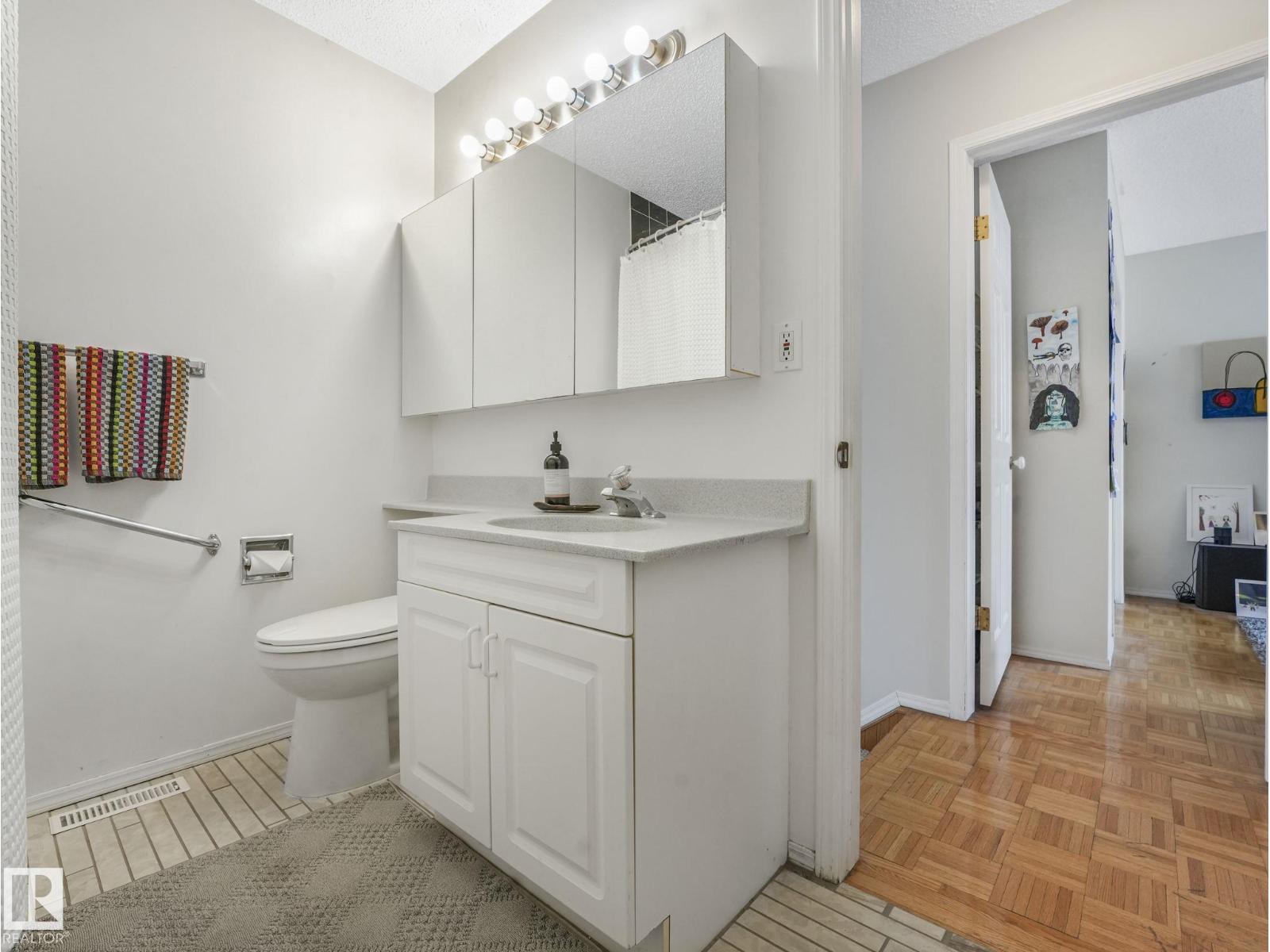 308 BERINGER CR NW, Edmonton