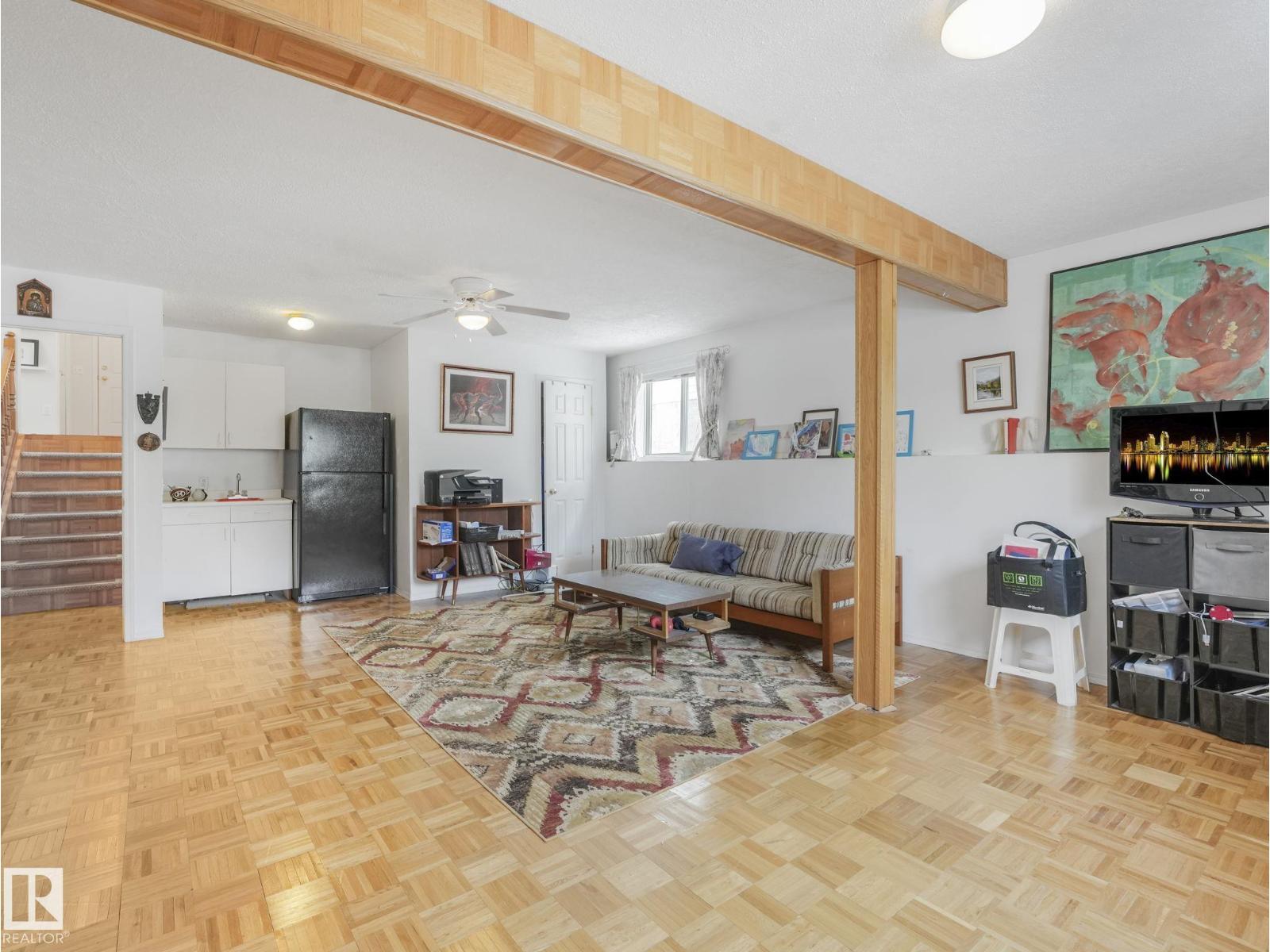 308 BERINGER CR NW, Edmonton