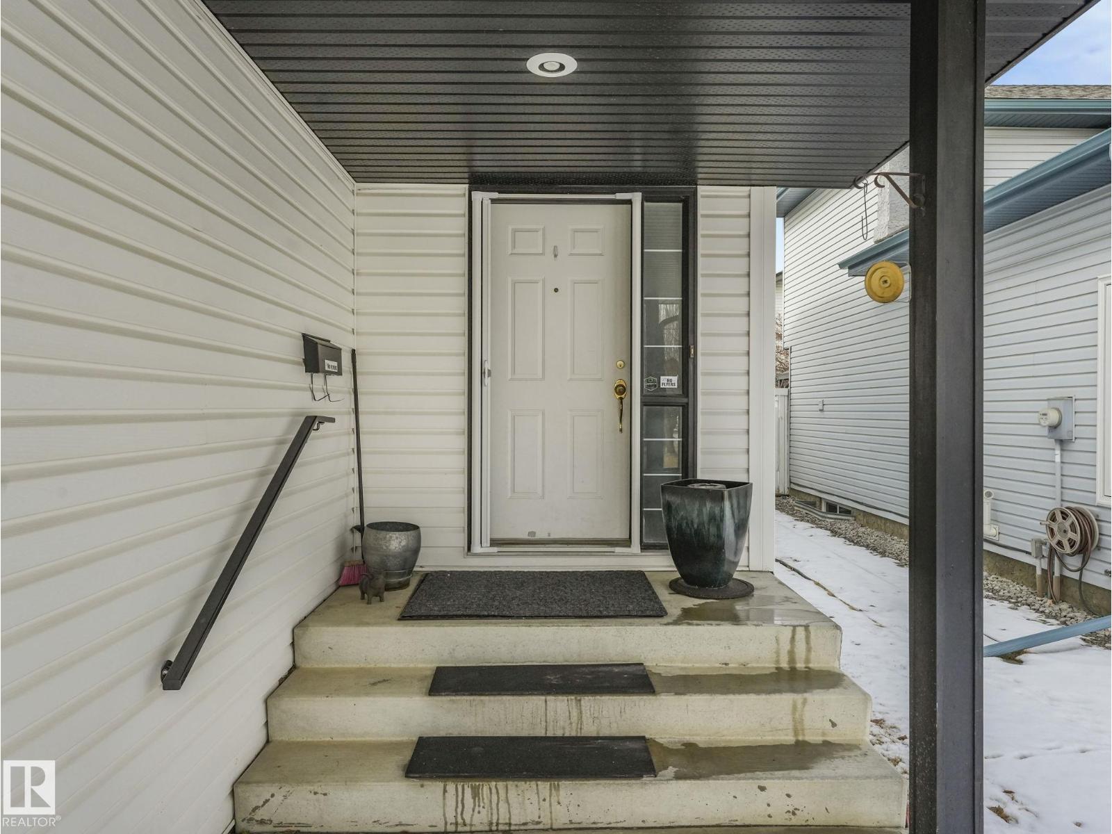 308 BERINGER CR NW - 5