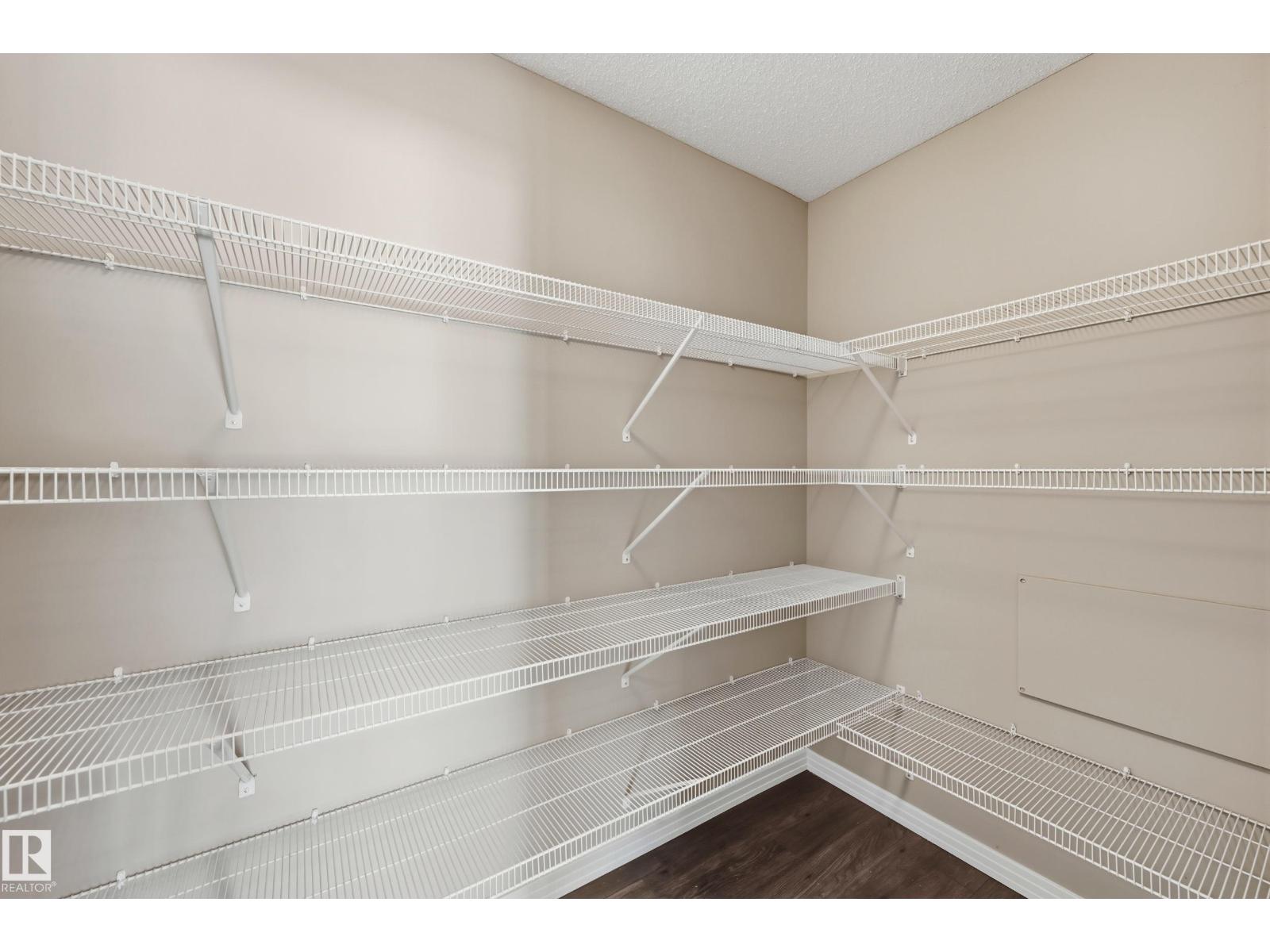 3552 CLAXTON CR SW, Edmonton