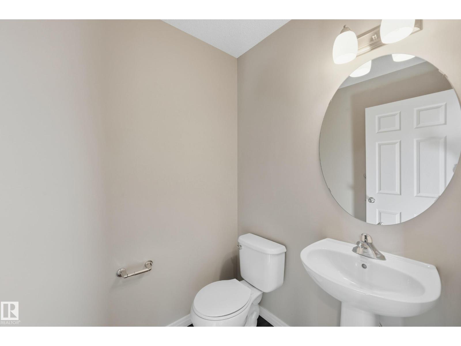 3552 CLAXTON CR SW, Edmonton