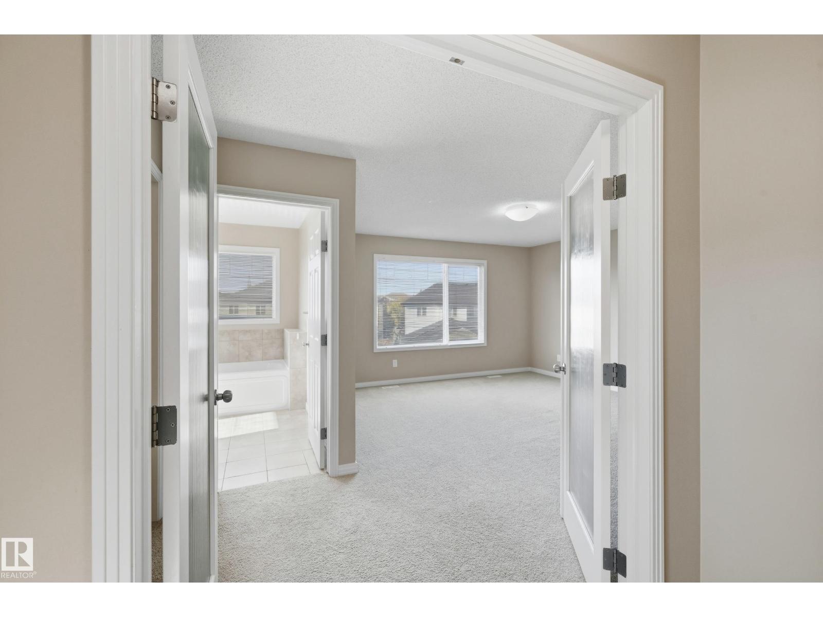 3552 CLAXTON CR SW, Edmonton