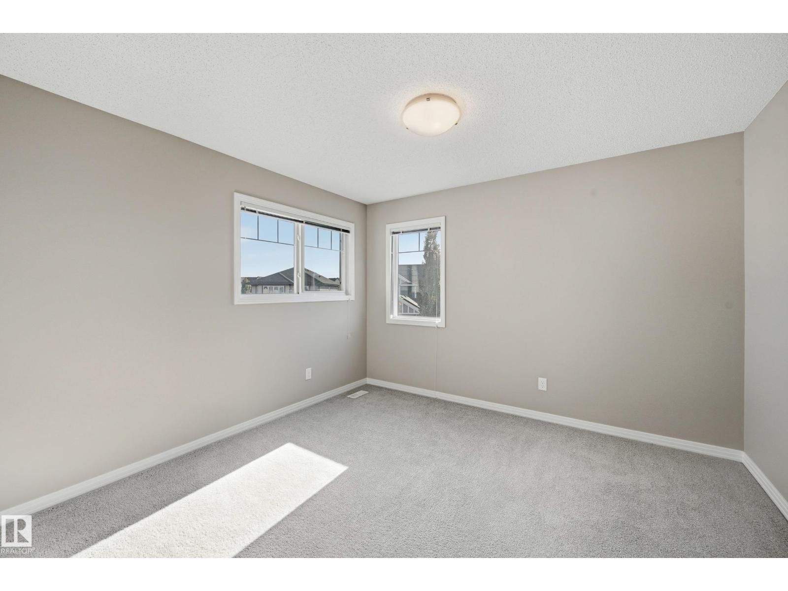 3552 CLAXTON CR SW, Edmonton