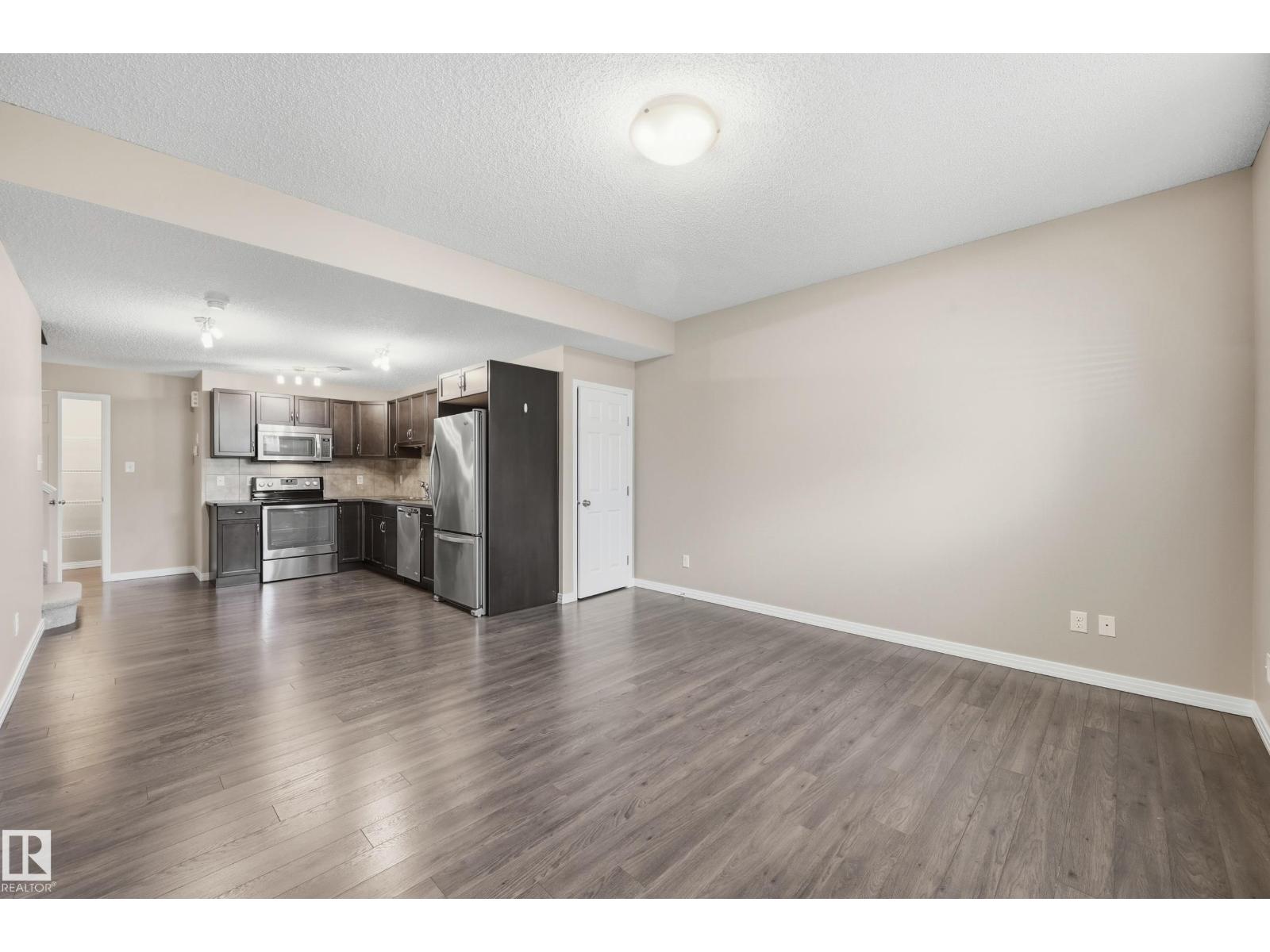 3552 CLAXTON CR SW, Edmonton