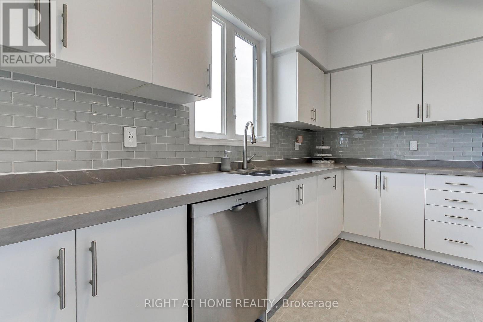 14 DON HADDEN CRESCENT - 15