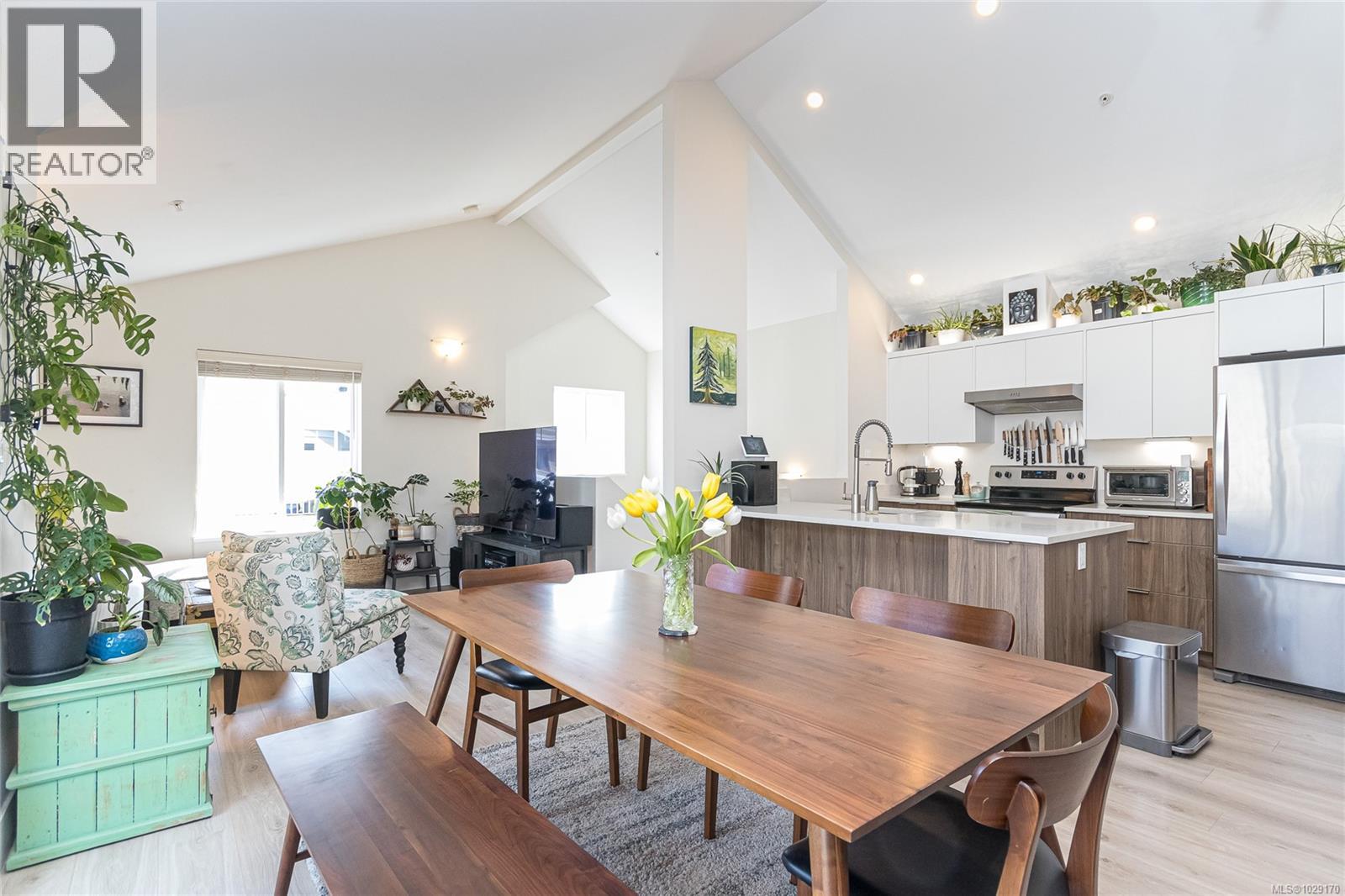 #113 2038 GATEWOOD RD - 12