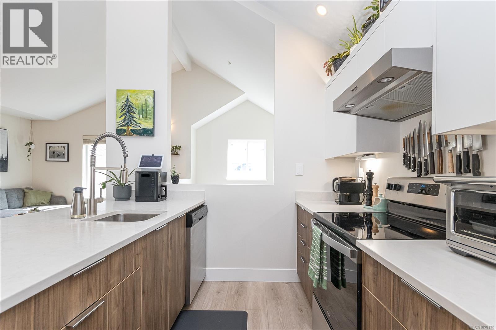 #113 2038 GATEWOOD RD - 14