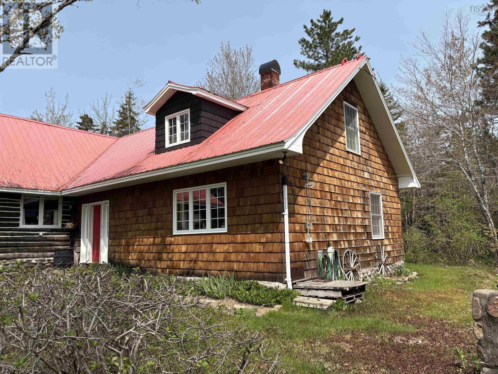 3512 EAST BIG INTERVALE RD., MARGAREE VALLEY - 11