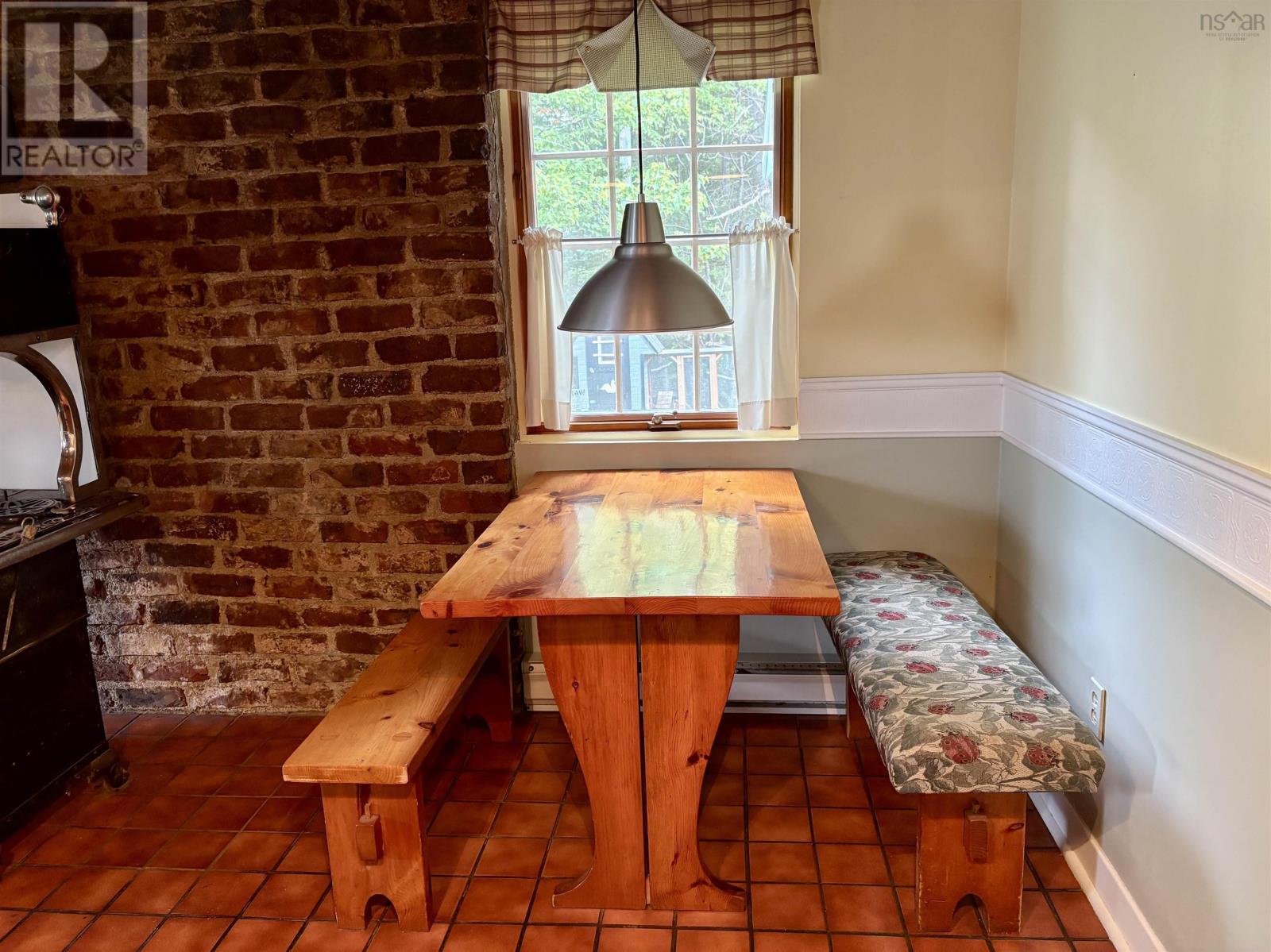 3512 EAST BIG INTERVALE RD., MARGAREE VALLEY - 28