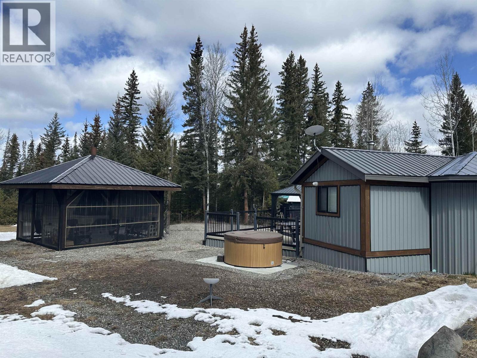 772 S GREEN LAKE ROAD - 20