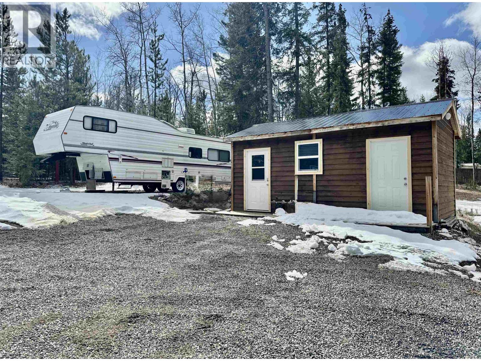 772 S GREEN LAKE ROAD - 23