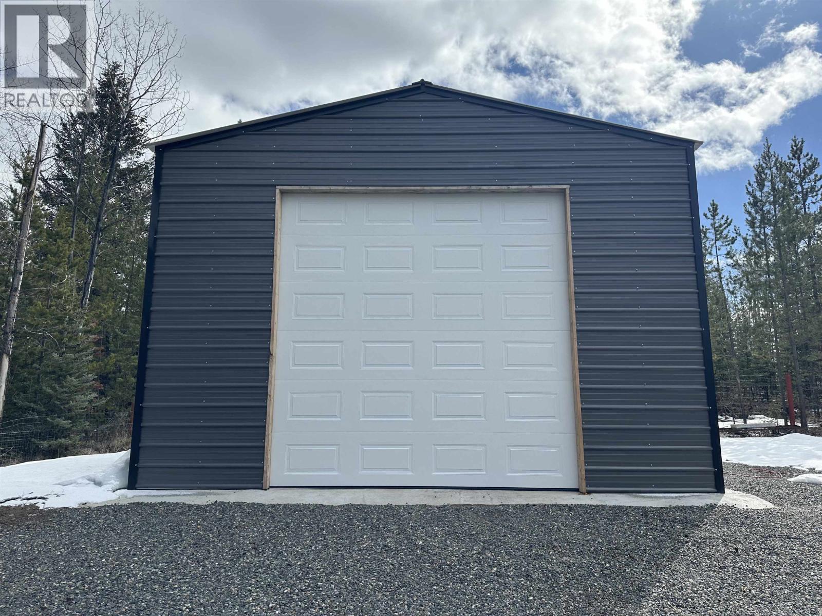 772 S GREEN LAKE ROAD - 35