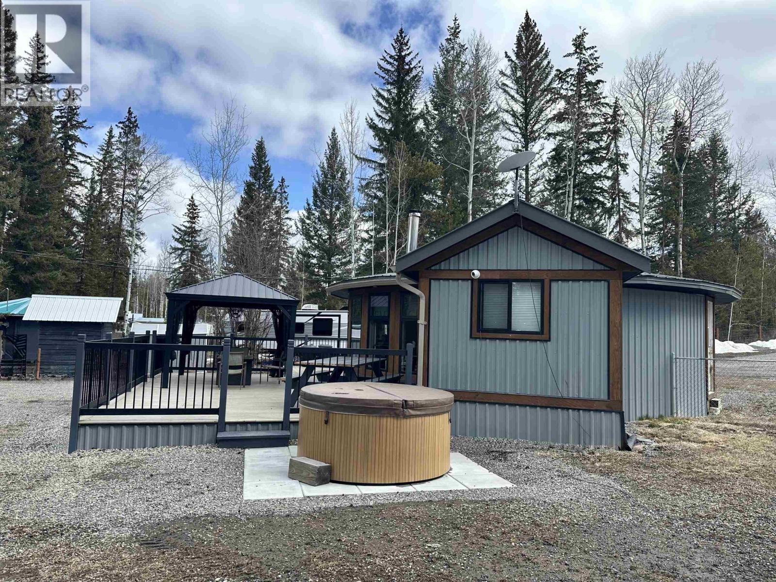 772 S GREEN LAKE ROAD - 19