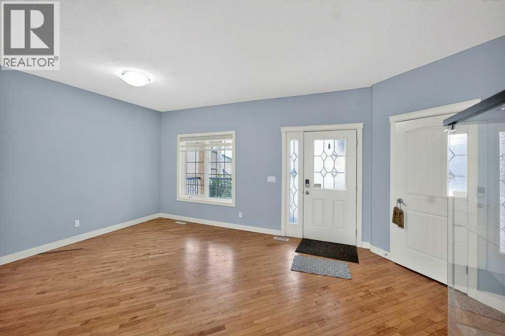 171 EAST LAKEVIEW COURT E - 8