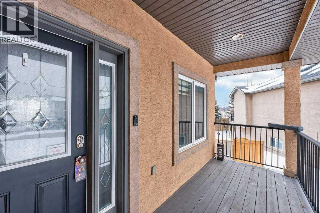 171 EAST LAKEVIEW COURT E - 6