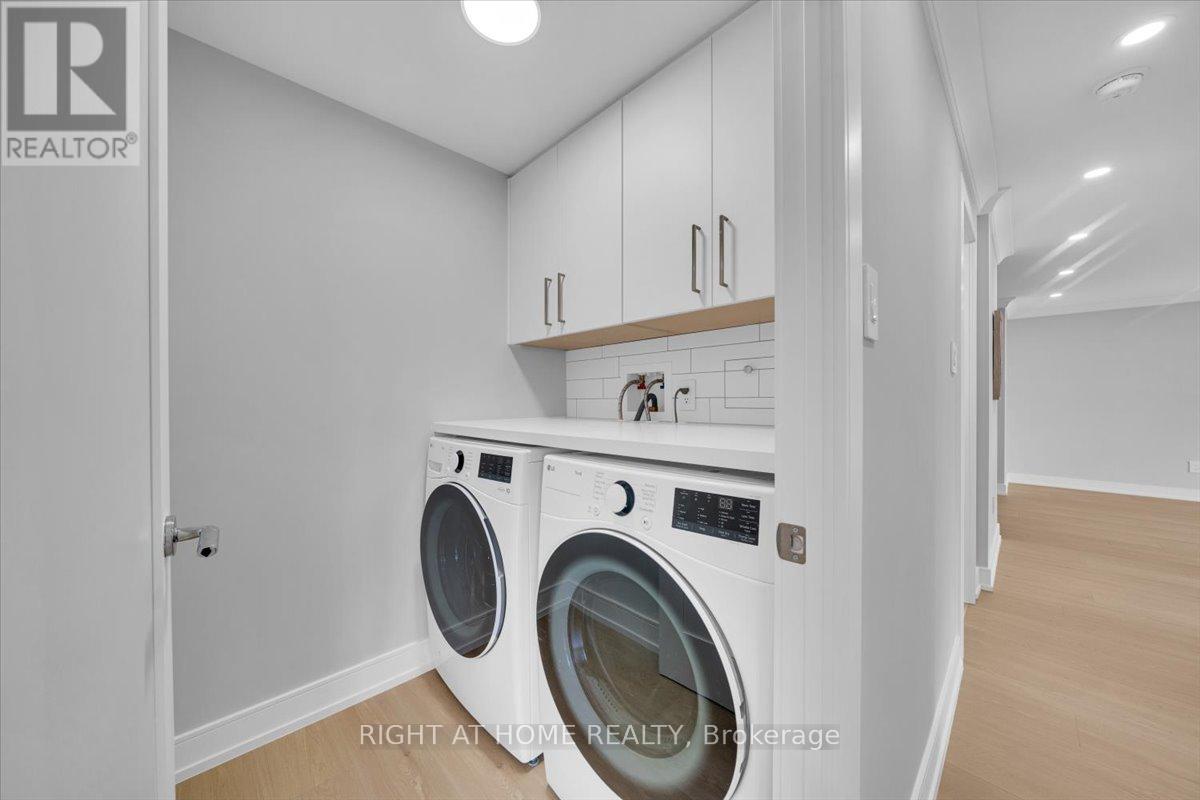 #703 5 WELDRICK ROAD W - 26