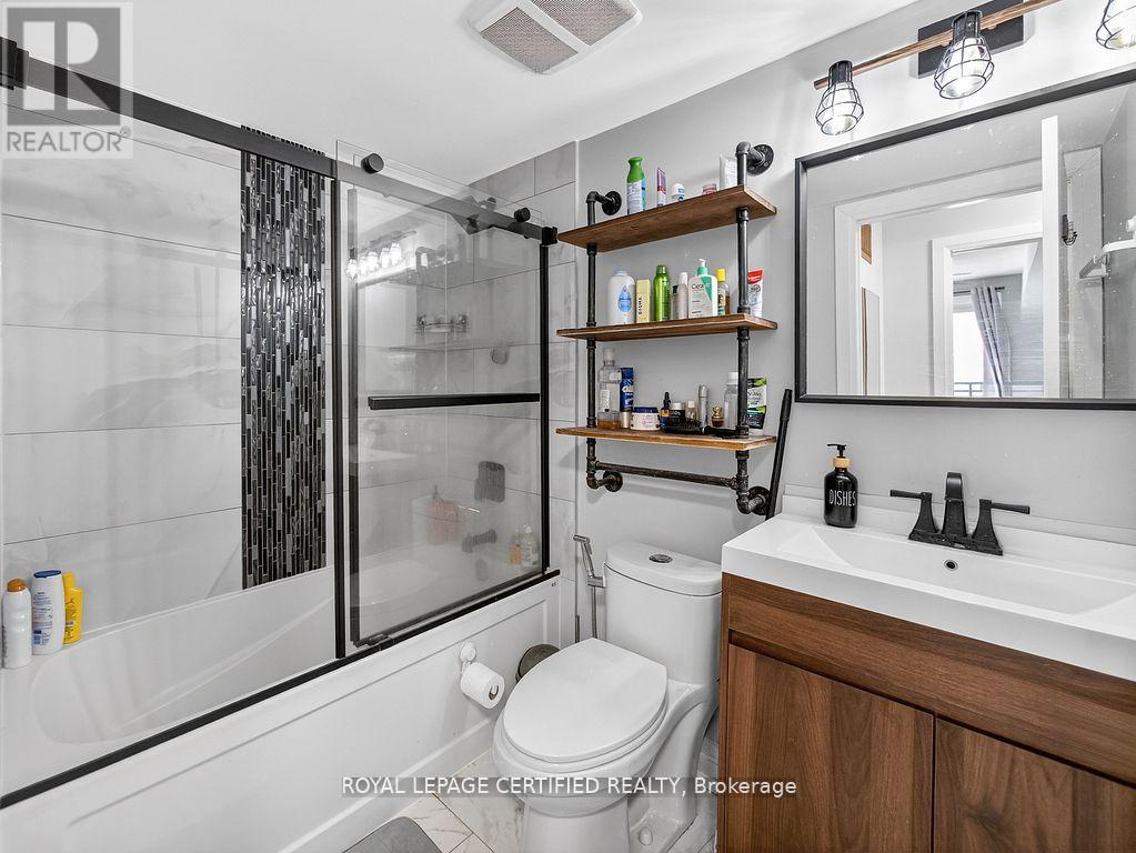 #156 4975 SOUTHAMPTON DRIVE - 34