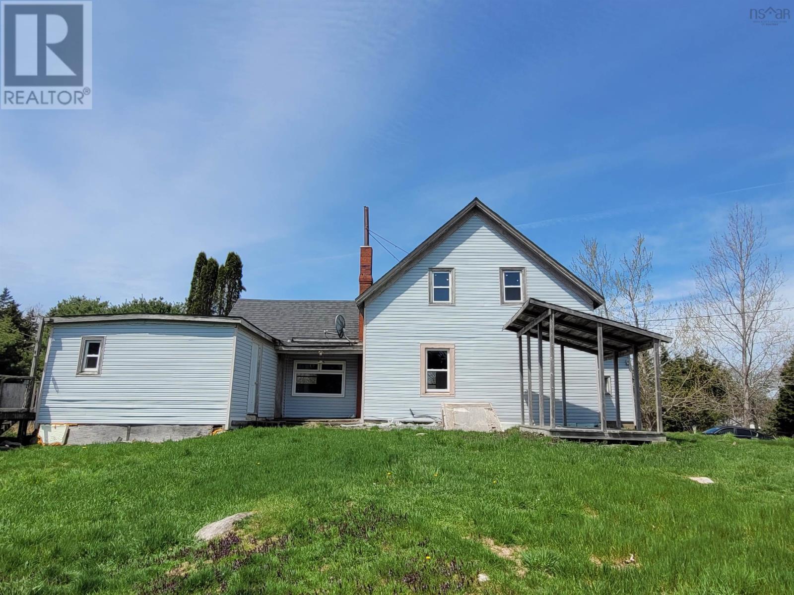 64 Latham Road - 3