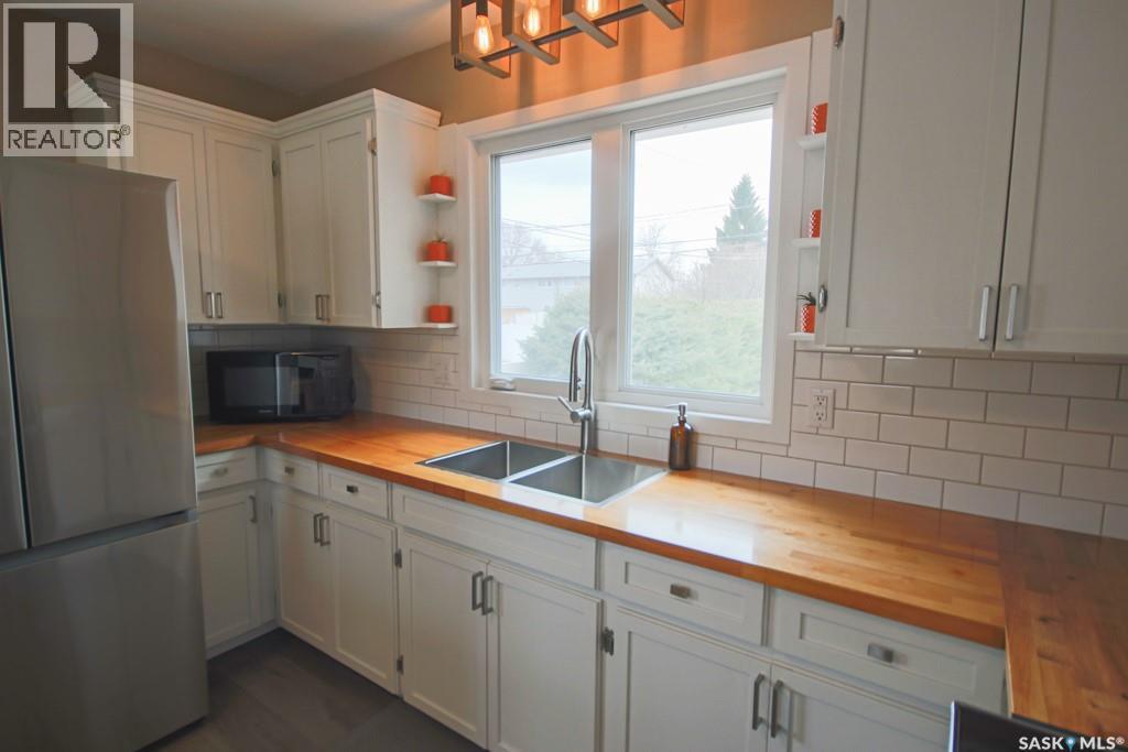 1231 GRANDVIEW STREET W - 10