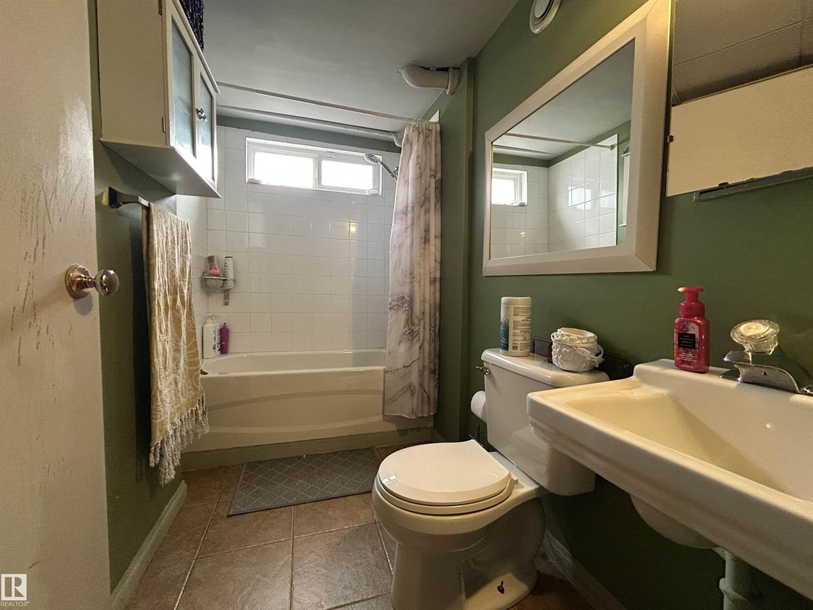 8603 149 ST NW, Edmonton