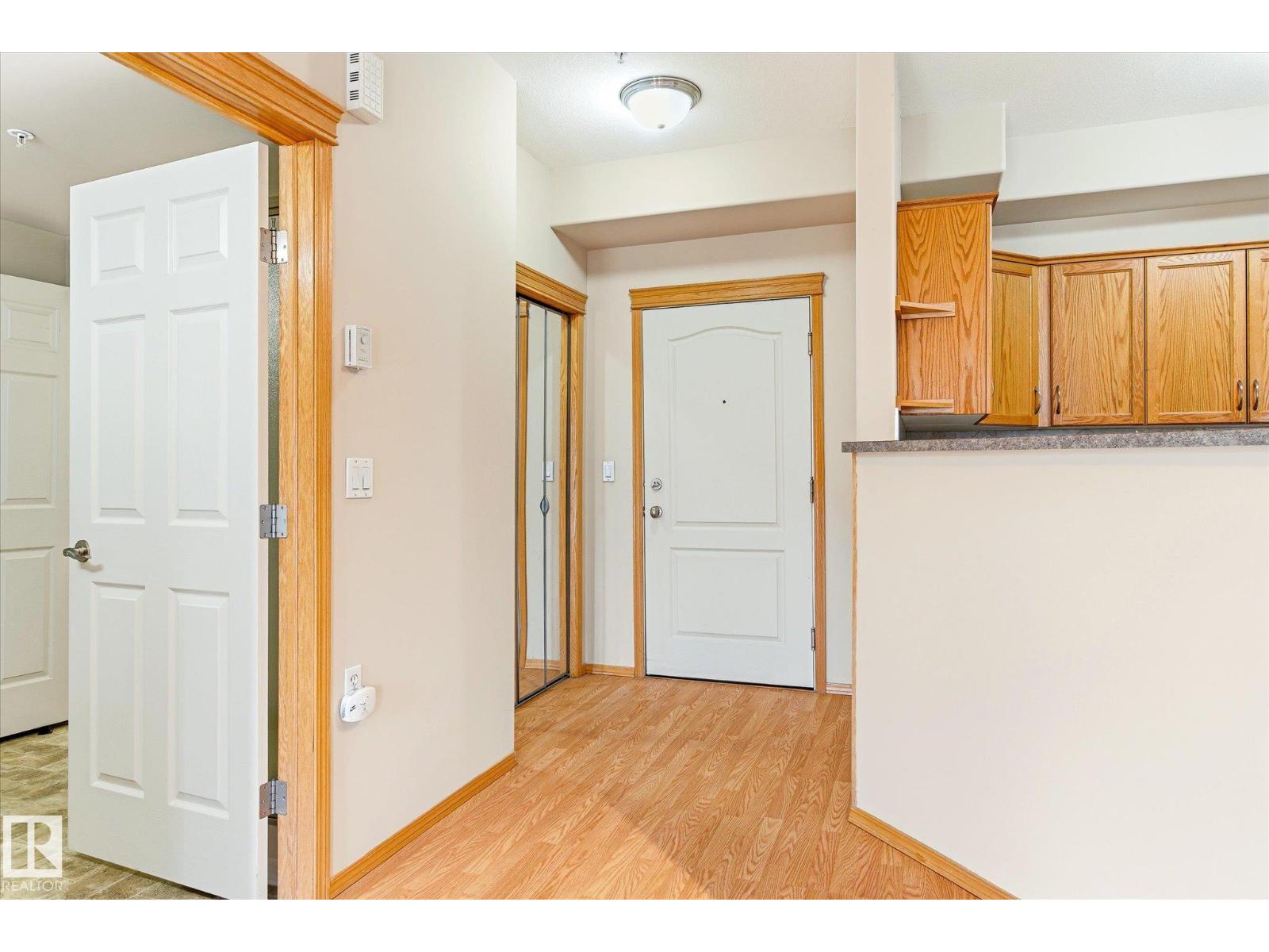 #104 612 111 ST SW SW, Edmonton